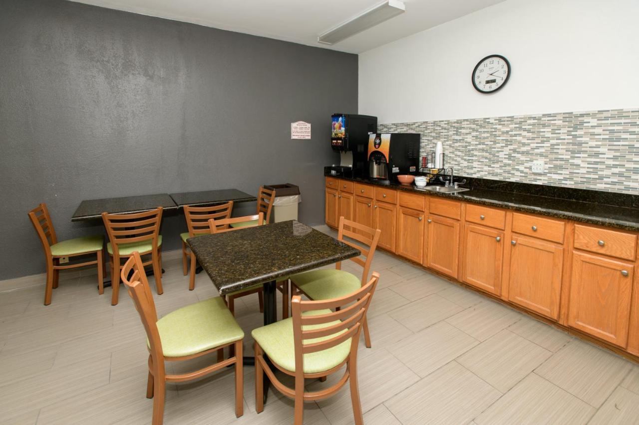 HomeTown Inn-Ringgold Bagian luar foto