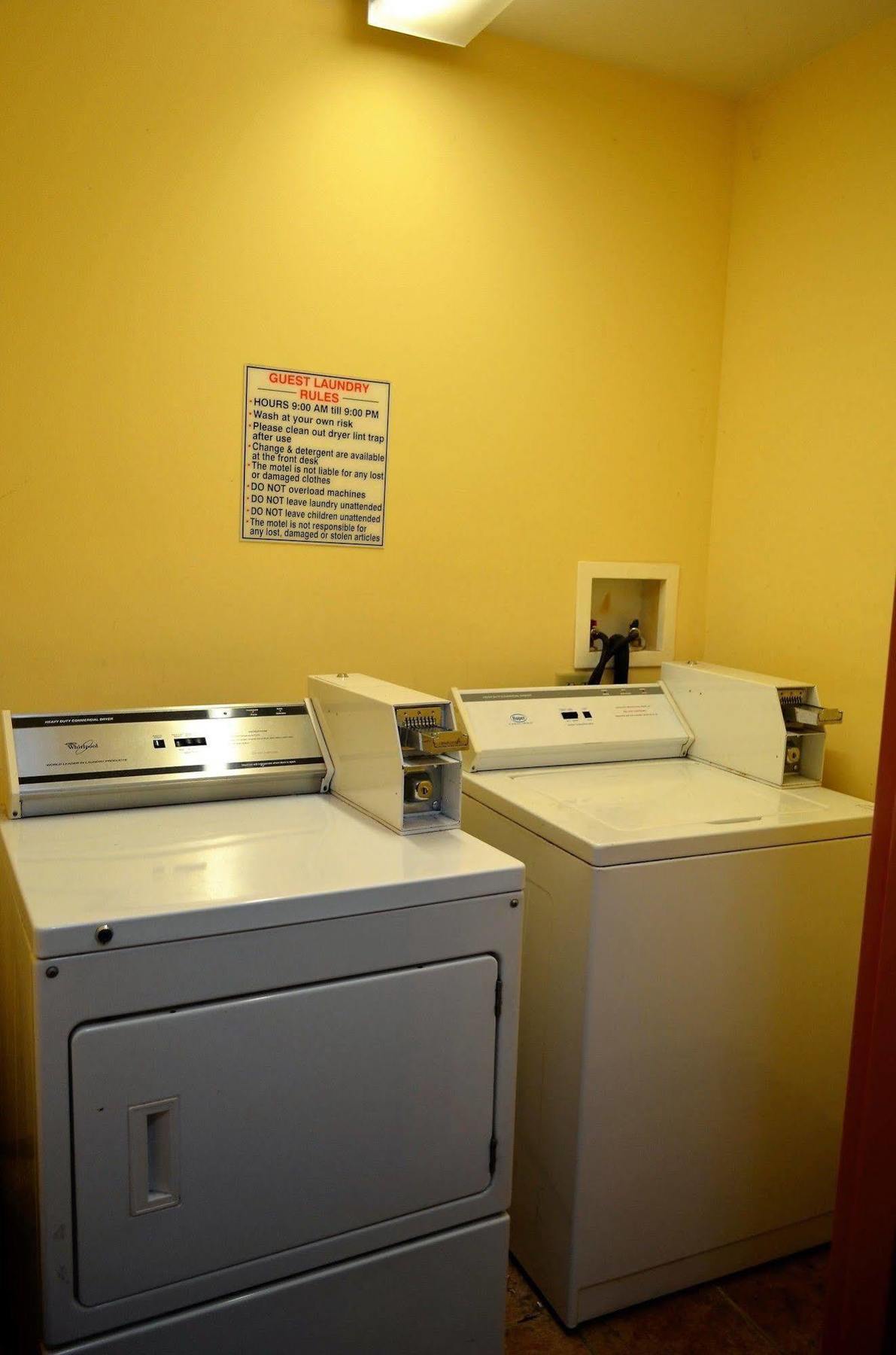HomeTown Inn-Ringgold Bagian luar foto